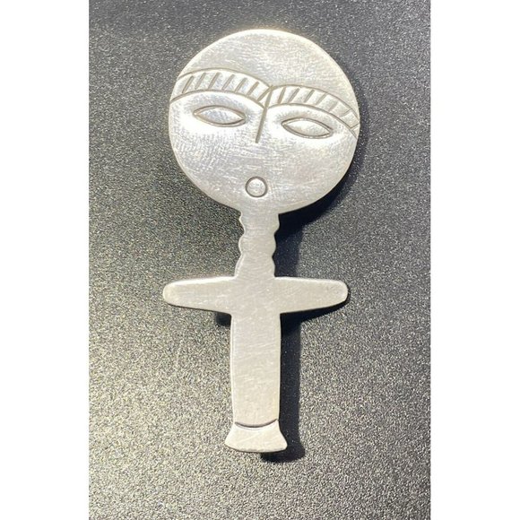 WOODS 925 Abstract Fertility Doll Brooch Pin Etched Vintage Signed - Picture 1 of 5